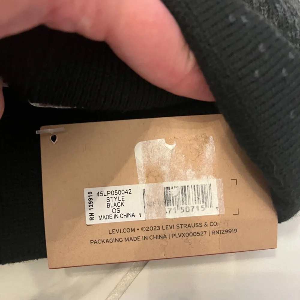 Levis this beanie